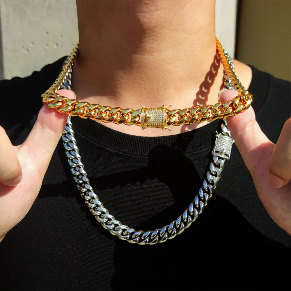 Iced Clasp Miami Cuban Chain StandSteel